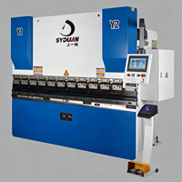 Presse plieuse CNC électro-hydraulique synchrone entièrement automatique 3200KN, norme européenne, avec système de couronnage et moteur à roulement