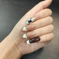 Uñas postizas al por mayor, estilo ataúd largo, con diseño de corazón transparente a cuadros y lámina dorada, de ABS reutilizables, OEM