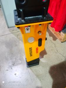 Martillo hidráulico SB 20 Tipo de caja con motor y motor para miniexcavadoras Bob Cat Skid Steer Loader 1,2-3 toneladas Obras de demolición - Product Image 5