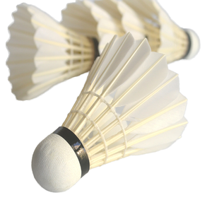 Volant d'oie de <span class=keywords><strong>badminton</strong></span> hybride 3 en 1 très durable au détail avec tête en PU et plumes de canard naturelles vente en gros - Product Image 5
