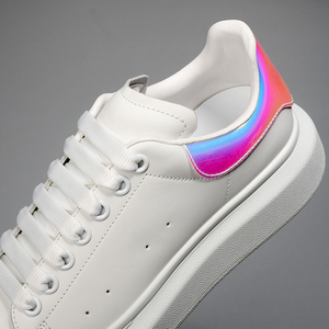 Chaussures de sport décontractées de luxe haut de gamme en tissu extensible à lacets, à bout fermé, à semelle épaisse, style moderne et classique, pour hommes et femmes, idéales pour le basketball - Product Image 4