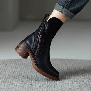 <span class=keywords><strong>Botas</strong></span> <span class=keywords><strong>de</strong></span> Tobillo Marrones <span class=keywords><strong>de</strong></span> Estilo Personalizado <span class=keywords><strong>de</strong></span> Fábrica para <span class=keywords><strong>Mujer</strong></span>, Tacón Grueso, Cierre Lateral con Cremallera, <span class=keywords><strong>Botas</strong></span> <span class=keywords><strong>de</strong></span> Invierno Cómodas e Informales - Product Image 3