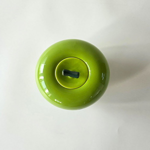 Seramik Elma Şeklinde Evcil Hayvan Külleri İçin Dekoratif Anıt Urn, Köpekler ve Kediler İçin Pati İzi Hatıra Urn, Evde Sergileme İçin - Product Image 3