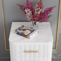 Table de Chevet Nordique de Luxe Léger, Vente en Gros Usine, Meuble de Chambre Classique Tendance avec Plateau en Marbre et Revêtement en Velours