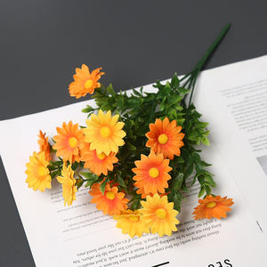 Un crisantemo di erba selvatica molto realistico adatto per la progettazione di decorazioni per feste di nozze da soli fabbrica di fiori artificiali - Product Image 1