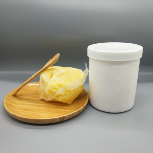 غذاء ملكات النحل طبيعي نقي عضوي طازج بالجملة حاصل على شهادة USDA و EU من Stakich - Product Image 3