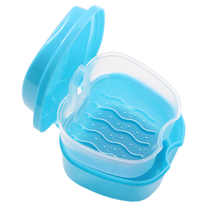 กล่องเก็บรีเทนเนอร์จัดฟัน ฟันปลอม พร้อมที่กรองและถ้วยใส่ฟันปลอม - Product Image 1