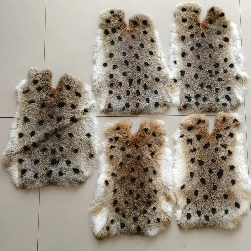 Proveedores de China 2023 nueva piel de animal con rayas de cebra piel de conejo al por mayor Piel de conejo con estampado de leopardo teñida