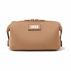 Fabrika özel renkli neopren kozmetik çantası Unisex Mini seyahat neopren makyaj çantası su geçirmez taşınabilir kozmetik neopren çanta