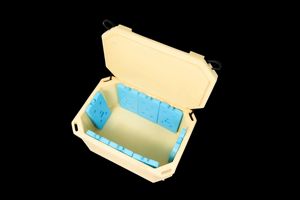 Wholesale Price Shipper Box 70 Litre Plastic Folding <b>Crate</b> with Lid Stackable <b>Storage</b> Solid Collapsible - Product Image 1