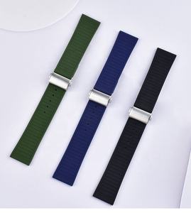 Bracelet de montre en silicone en gros pour Samsung, Huawei et montres de 22 mm – Bracelet de montre sport plat et souple CHARM - Product Image 3