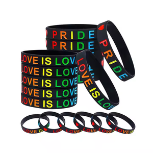 Love Is Love LGBT <span class=keywords><strong>Amistad</strong></span> Big Rainbow Pulsera de silicona Unisex Pride Event Pulseras con logotipo personalizado para el orgullo <span class=keywords><strong>gay</strong></span> - Product Image 6