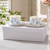 Ensemble tasse et soucoupe à café rétro de style européen, minimaliste et luxueux, en porcelaine fine avec motif étoile porte-bonheur, exquis