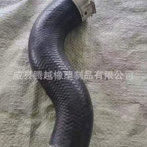 ท่อยางไอดี Xinlongxing รุ่น 17341-0E021 สำหรับ Toyota Hilux ท่ออินเตอร์คูลเลอร์เทอร์โบชาร์จเจอร์ อะไหล่ทดแทน - Product Image 2