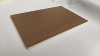 Panel de Pared WPC para Cafetería y Restaurante, Tablero Decorativo de Madera Plástica Compuesta con Diseño de Grano de Madera para Proyectos de Diseño de Interiores