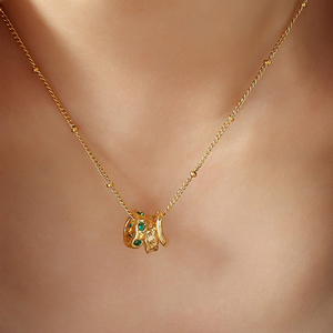 Collana pendente con diamanti smeraldi in acciaio inossidabile da donna placcato oro 18K gioiello impermeabile collier acier inossidable bijoux - Product Image 1