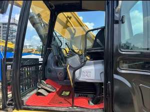 Excavadora CAT 330 D usada sobre orugas de 30 toneladas Bomba diésel de inyección de excavadora usada para Caterpillar 330d en venta - Product Image 2