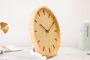 Nieuwe design houten wandklok zonder cijfers met rotan wijzerplaat voor Scandinavische woondecoratie - Product Image 4