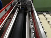 Machines à bois, machine de laminage de rouleaux de panneaux de particules en MDF, ligne de production automatique de placage HPL