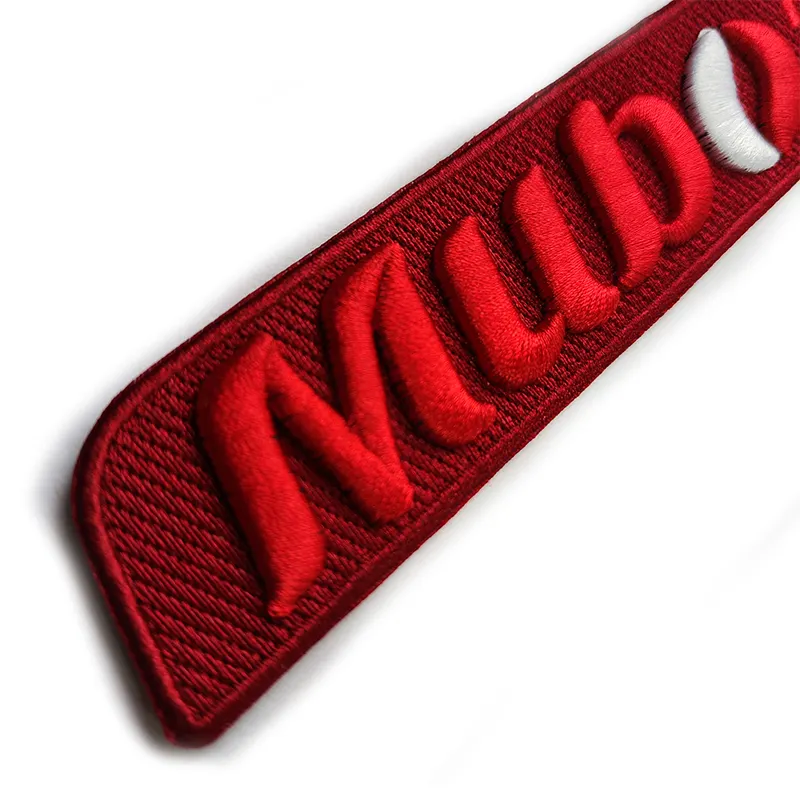 Patch de broderie bouffante 3d logo personnalisé pour chapeaux