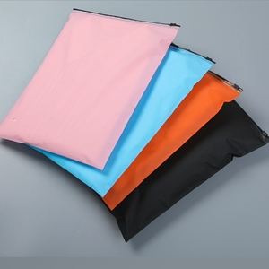 Sac Ziplock rose en gros avec impression personnalisée, sac en <span class=keywords><strong>plastique</strong></span> avec <span class=keywords><strong>fermeture</strong></span> <span class=keywords><strong>éclair</strong></span>, pochette pour vêtements, emballage avec <span class=keywords><strong>fermeture</strong></span> <span class=keywords><strong>éclair</strong></span> - Product Image 6