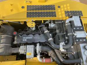 Excavadora Komatsu PC220-8 usada, modelo 2021, original de Japón - Product Image 3