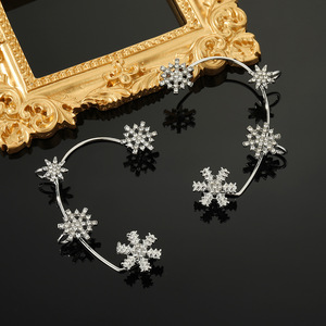 Pendientes de <span class=keywords><strong>Oreja</strong></span> con Forma de Mariposa con Diamantes de Imitación al Estilo Coreano, Más Vendidos en AliExpress, Aleación Galvanizada, para Mujer, <span class=keywords><strong>Sin</strong></span> Agujeros en las Orejas - Product Image 3