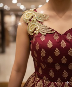 Dentelle de cristal strass à haute demande parfaite pour la couture ou l'artisanat et la décoration de vêtements disponibles au prix d'usine - Product Image 4