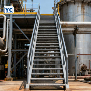 Escalera Estructural <span class=keywords><strong>de</strong></span> Acero Galvanizado <span class=keywords><strong>para</strong></span> <span class=keywords><strong>Exteriores</strong></span> <span class=keywords><strong>de</strong></span> Estilo Industrial Moderno con Diseño Recto y Duradero - Product Image 4