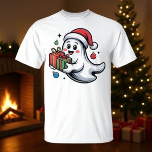 Camiseta con diseño de fantasma navideño lindo con gorro de Papá Noel, regalo navideño - Product Image 3