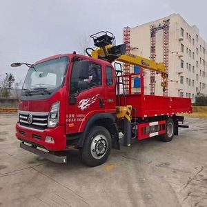 Grue à flèche droite Sinotruk de 7 tonnes pour la transplantation de semis de jardin - Product Image 4