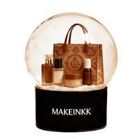 Globe à neige de luxe MAKEINKK personnalisé pour soins de la peau, sac fourre-tout vintage et décorations en résine pour produits de beauté avec base personnalisée
