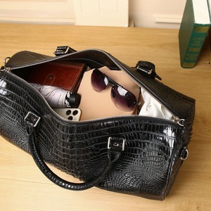 Wholesale Custom Large Satchel Handbag for Unisex Waterproof Durable Genuine <strong>Croc</strong>-Embossed Leather Zipper Closure Shoulder <strong>Strap</strong> - Product Image 3