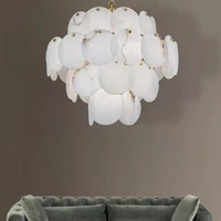 Lámpara de Techo Moderna de Alta Calidad, Fabricada en España, de Alabastro Blanco Antiguo, con Detalles en Cobre, para Sala de Estar