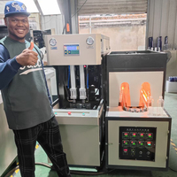 Máquina Manual para Soplado de Botellas de 20l a Precio de Fábrica / Máquina Semiautomática para Fabricación de Botellas de Agua de 5 Galones
