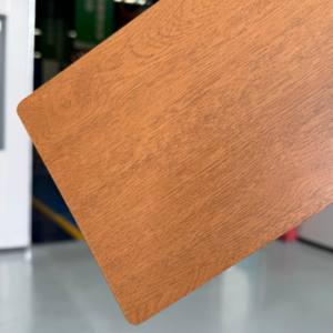 Vendita all'ingrosso Vernice a polvere effetto legno per trasferimento a caldo o stampa a colla, finitura venatura <span class=keywords><strong>Cassia</strong></span> Siamea per profili in alluminio - Product Image 1