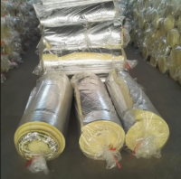Rollo de Aislamiento de Lana de Vidrio con Revestimiento de Papel de Aluminio, Manta Térmica y Acústica para Techos Metálicos y Proyectos de Construcción