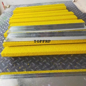 Profilé d'escalier antidérapant durable et résistant à l'usure avec surface abrasive diamantée - Product Image 6