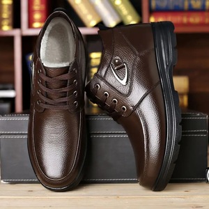 Bottines en cuir véritable pour hommes, bout rond, doublure en fourrure, semelle extérieure en caoutchouc, chaussures d'hiver chaudes, semelle intermédiaire antidérapante en EVA - Product Image 1