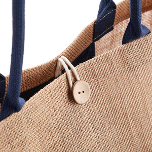 Bolsa <span class=keywords><strong>de</strong></span> Yute Natural Personalizada con Logotipo, Ecológica, Reutilizable, Modelo GD099, Tamaño Mediano, con Asa para Regalo - Product Image 3