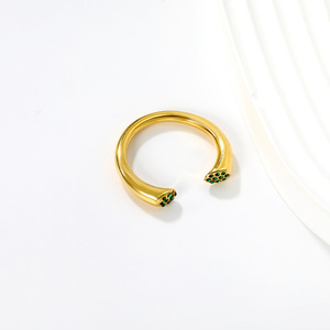 แหวนสแตนเลสสตีลแบบมินิมอล ดีไซน์ใบไม้เรขาคณิต ประดับเพชรแบบไมโครเพฟ ของขวัญเครื่องประดับแฟชั่นสำหรับทุกเพศ - Product Image 3