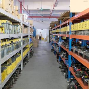 Motor AC Fanuc A06B-0117-B855 # 0049/A06B-0116-B077 # 0008/A06B-0116-B203 # 0100/A06B-0116-B855 # 0048/A06B-0116-B855 # 0059 - Product Image 1