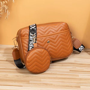 Bolso Bandolera Moderno, Cómodo, Funcional y Elegante, Material PU, Diseño con Letras, Todas las Temporadas, Talla M - Product Image 5