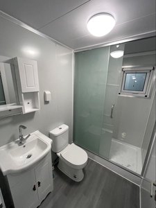 Panel sándwich <span class=keywords><strong>de</strong></span> acero versátil, casa contenedora, paquete plano, envío, oficina, Villa al aire libre, baño para una mejor legibilidad, búsqueda - Product Image 6