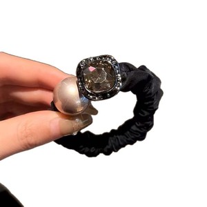 Coletero con diamantes de imitación y perlas, lazo para el cabello simple y elegante, accesorio para el cabello, lazo para el cabello con perlas para el Día de la Madre - Product Image 5