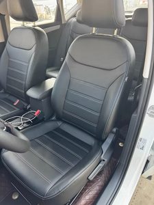 Coprisedili in Pelle Nera e Arancione con Design Verticale, Set Completo di Facile Installazione per <span class=keywords><strong>Volkswagen</strong></span> <span class=keywords><strong>Polo</strong></span>, Direttamente dalla Fabbrica - Product Image 2