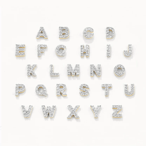 Ciondolo Charm Iniziale in Argento Sterling S925 Placcato <span class=keywords><strong>Oro</strong></span> Vero Gioielli da Donna Personalizzabili Fai-da-Te <span class=keywords><strong>Collana</strong></span> con <span class=keywords><strong>24</strong></span> Lettere e Diamanti - Product Image 4