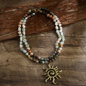 Collar de Moda Vintage Bohemio de <span class=keywords><strong>2</strong></span> Capas con Piedras Naturales de Hematita y Colgante de Totem del Dios Sol - Product Image 3