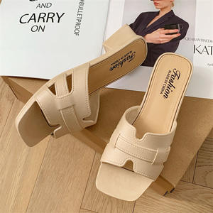 Nouvelles <span class=keywords><strong>pantoufles</strong></span> de loisirs à semelle en PVC avec doublure en PVC et <span class=keywords><strong>talon</strong></span> moyen, style tendance, vente en gros - Product Image 3