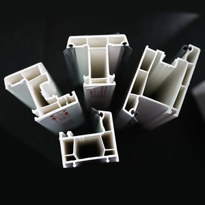 Perfiles de Plástico Extruido Luyang para Puertas y Ventanas Hechos a Medida con Reembolso de la Tarifa del Molde - Product Image 1